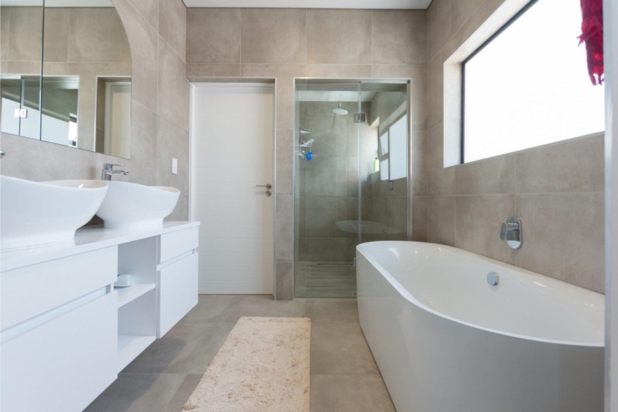 4 Bedroom Property for Sale in Langebaan Country Estate Western Cape